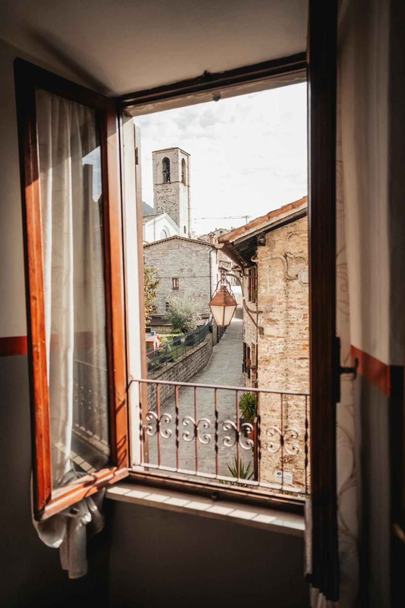 Locanda Del Duca Gubbio Eksteriør billede